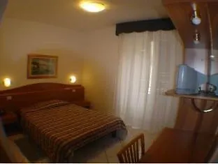 Arco Hotel 2*, Milan Italy